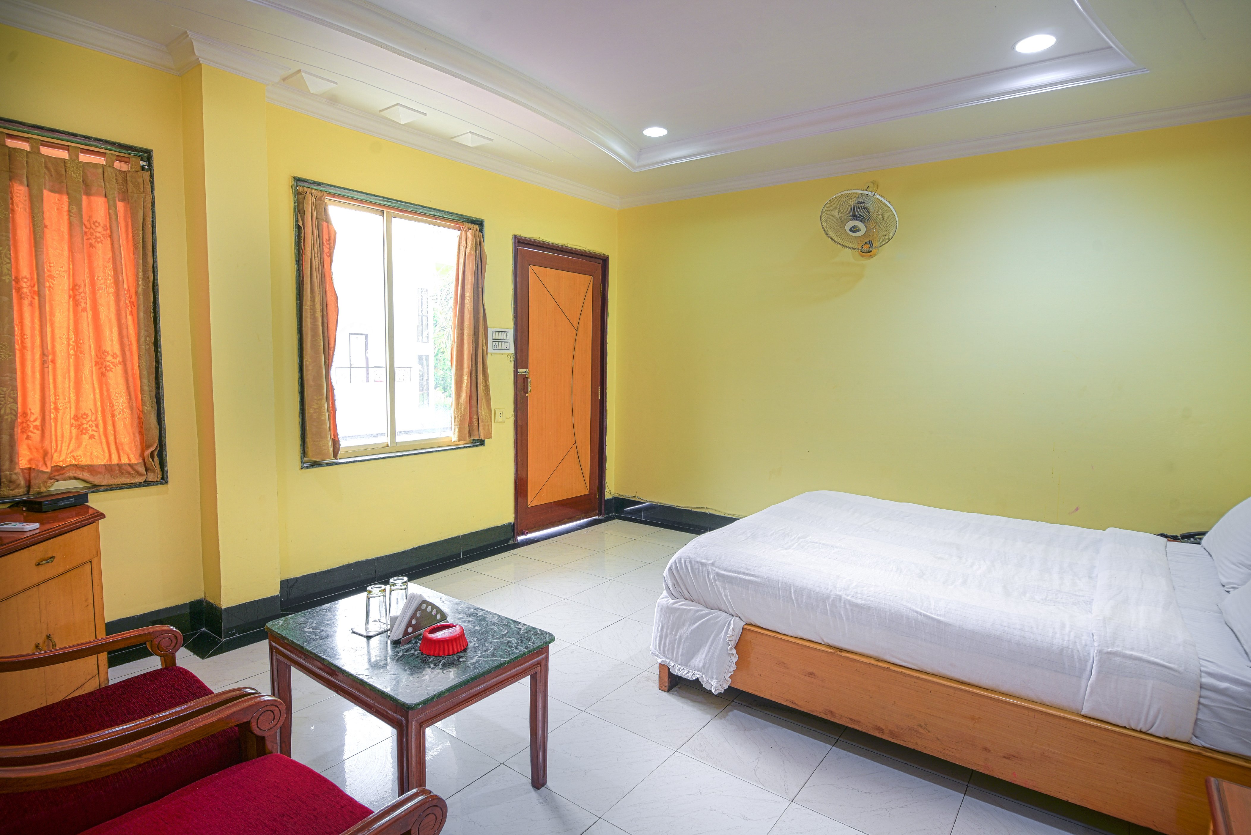 Hotel Shark Inn Room Type - Deluxe AC Room