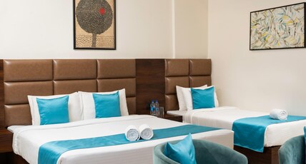 Hotel Succegado Room Type - TRIPLE BED SUPER DELUXE WITH BALCONY