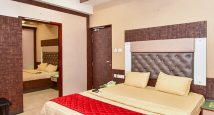 Guru Hotel Room Type - Suite AC