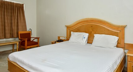 Guru Hotel Room Type - Ordinary Rooms AC