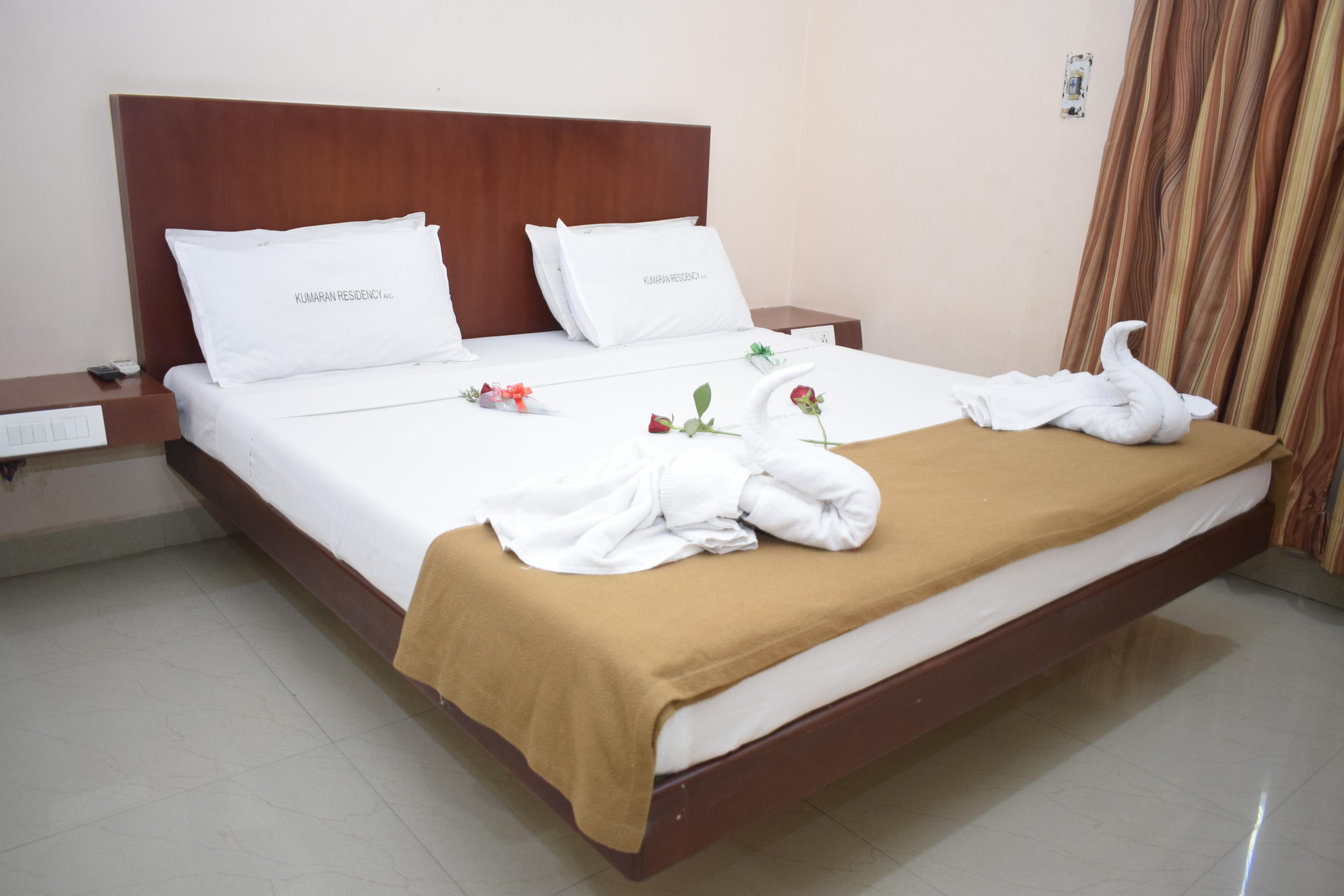 Kumaran Residency - Tap to explore photos