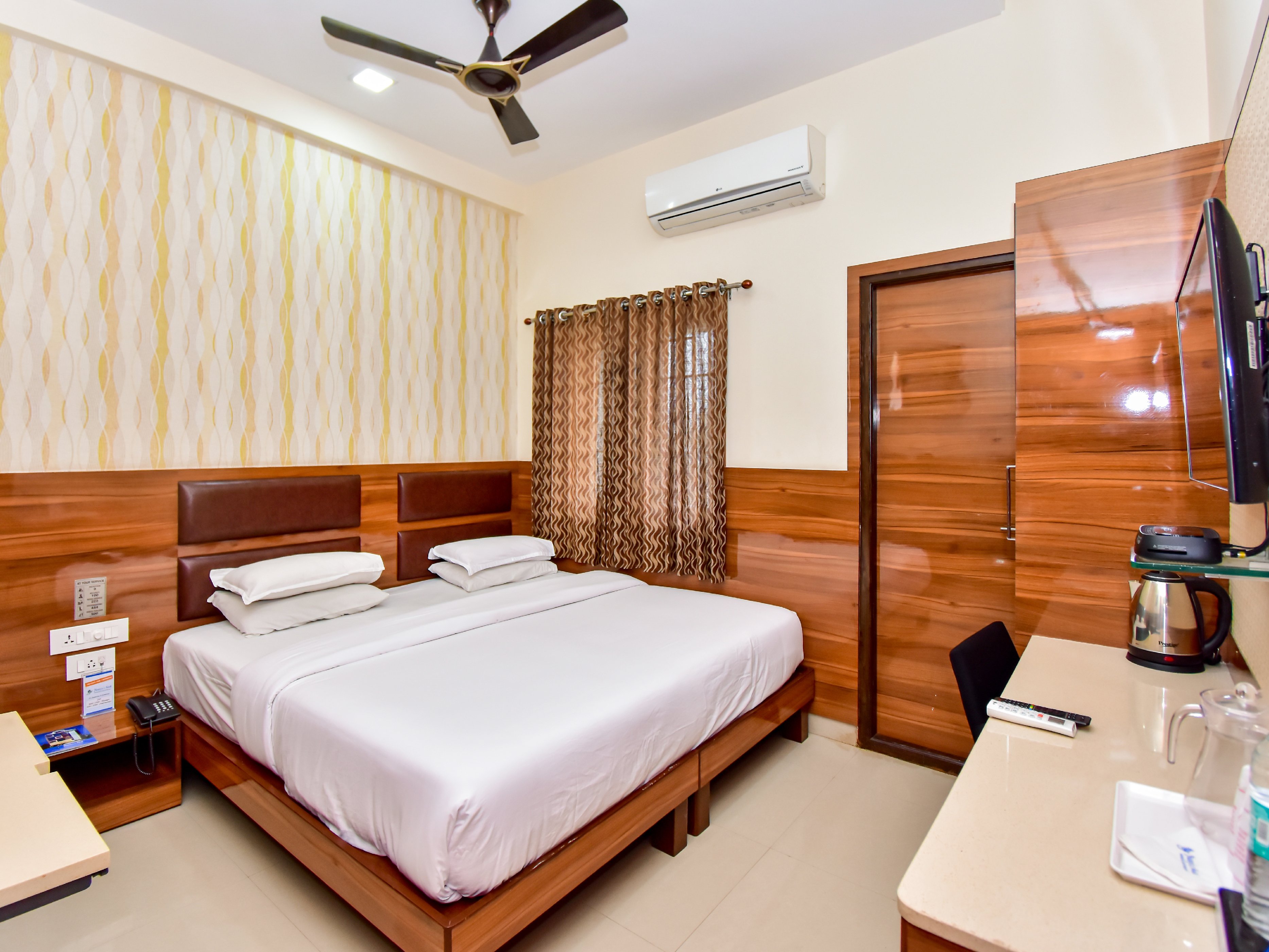 Ananyas Nest  Room Type - Compact Ac Room