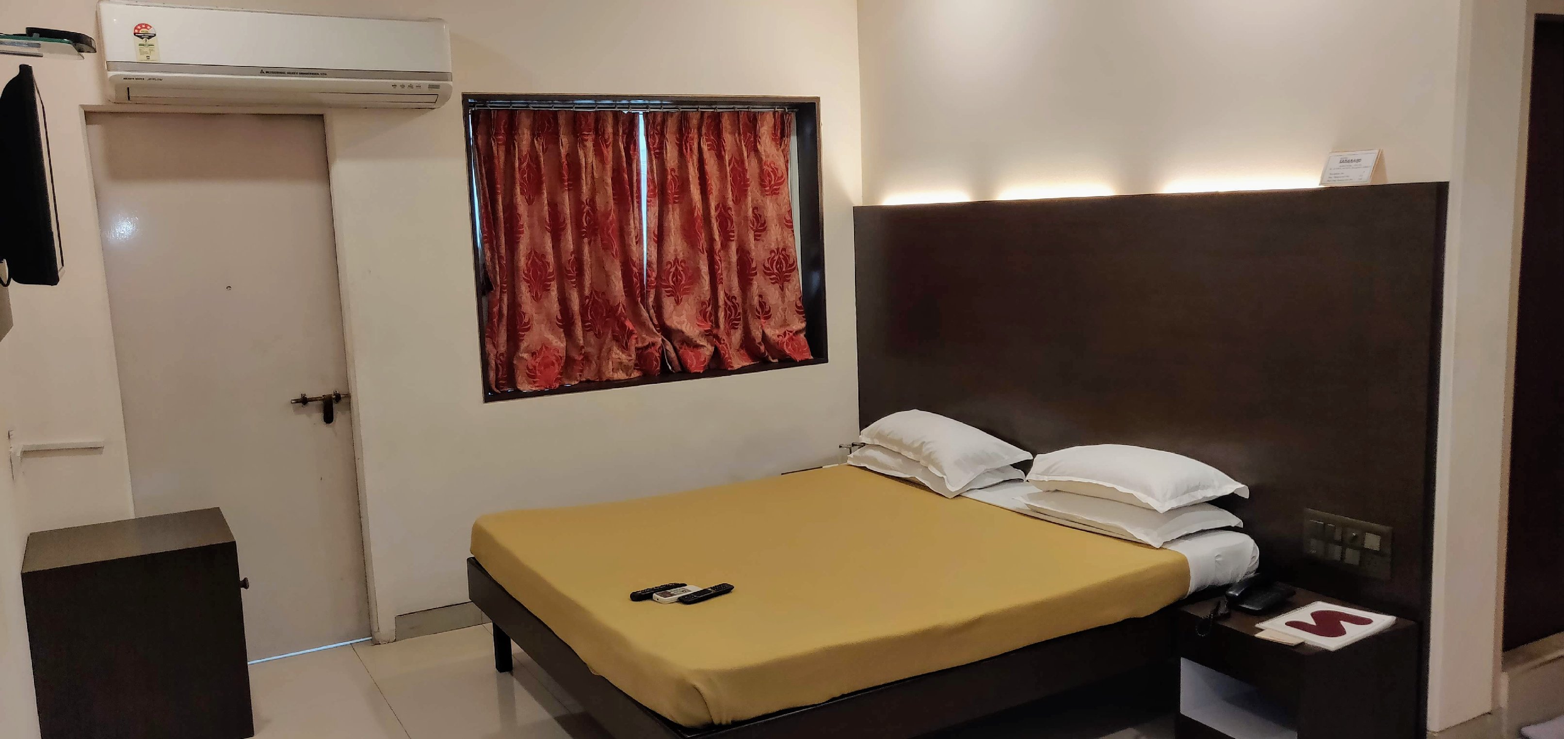 Hotel Sadanand Room Type - Double AC