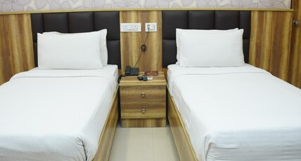 Hotel Tourist Plaza Room Type - Deluxe Room Hotel Tourist Plaza Room Type - Deluxe Room