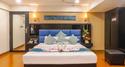 Quality Inn Bez Krishnaa Room Type - Junior Suite with Bathtub Quality Inn Bez Krishnaa Room Type - Junior Suite with Bathtub