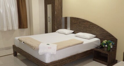 Shri Star Palace Room Type - Executive Ac