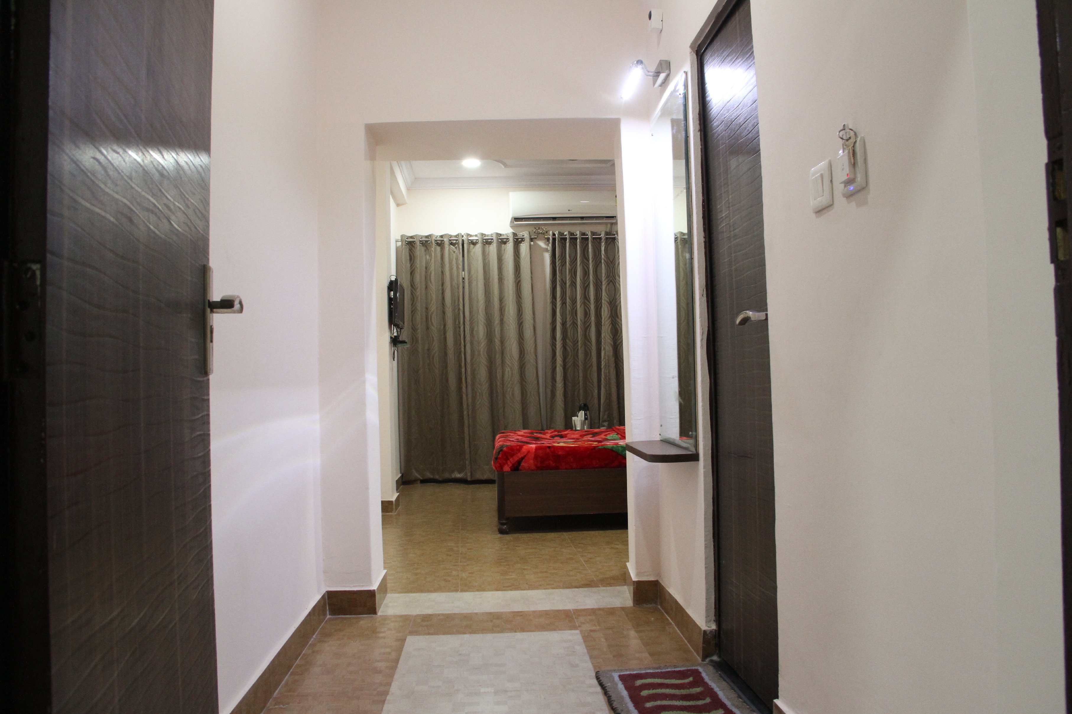 Hotel Gorbandh Palace - Tap to explore photos