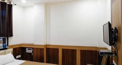 HOTEL TIRUPATI GALAXY Room Type - Super Deluxe Room