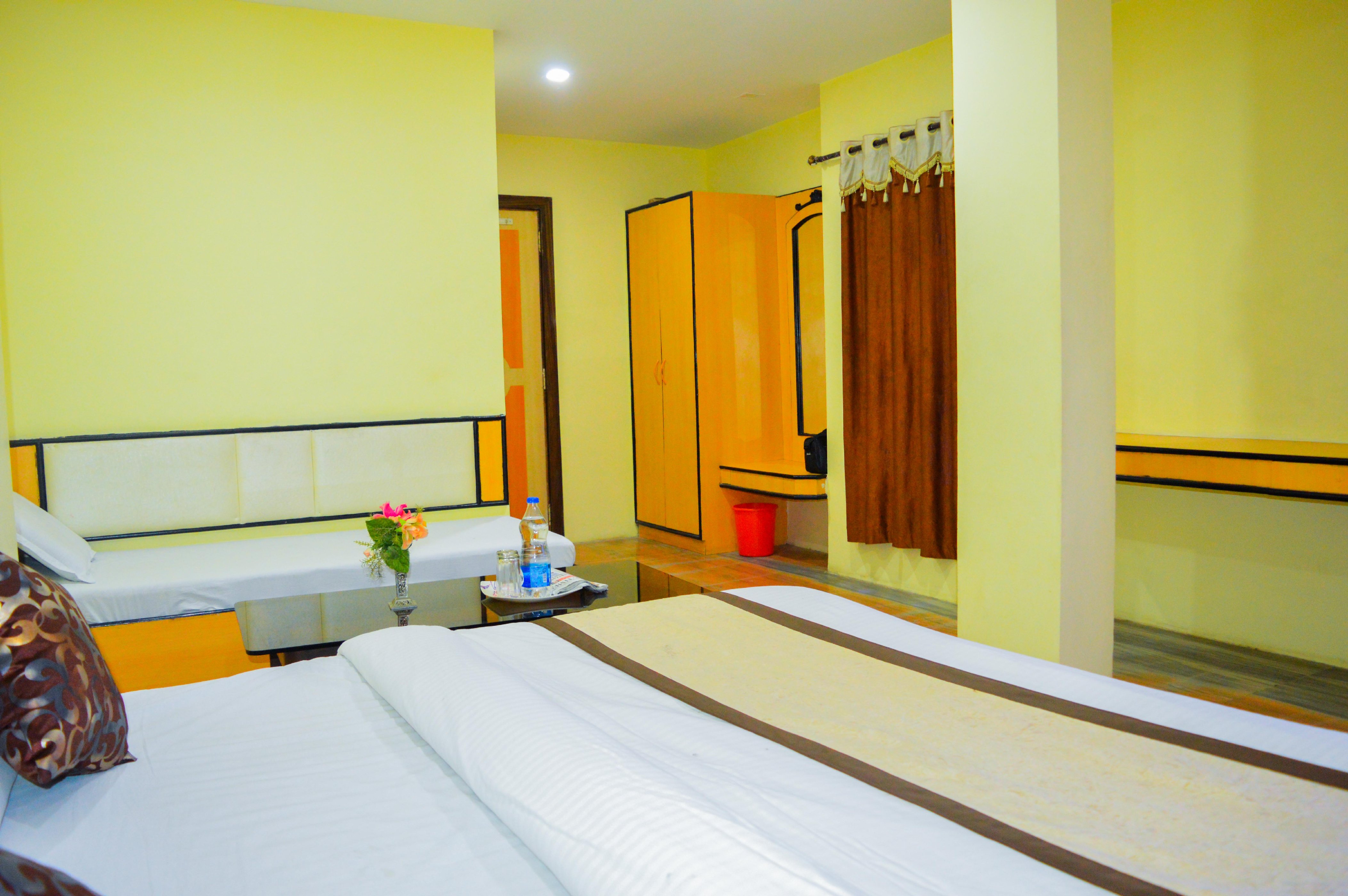 Hotel Samay Room Type - Deluxe AC Room