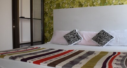 Hotel Talha Residency Room Type - Deluxe (AC) Room