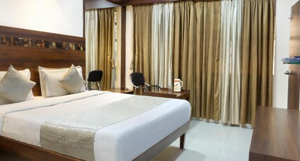 Mannars Deluxe Lodge Room Type - Deluxe triple bedded non AC