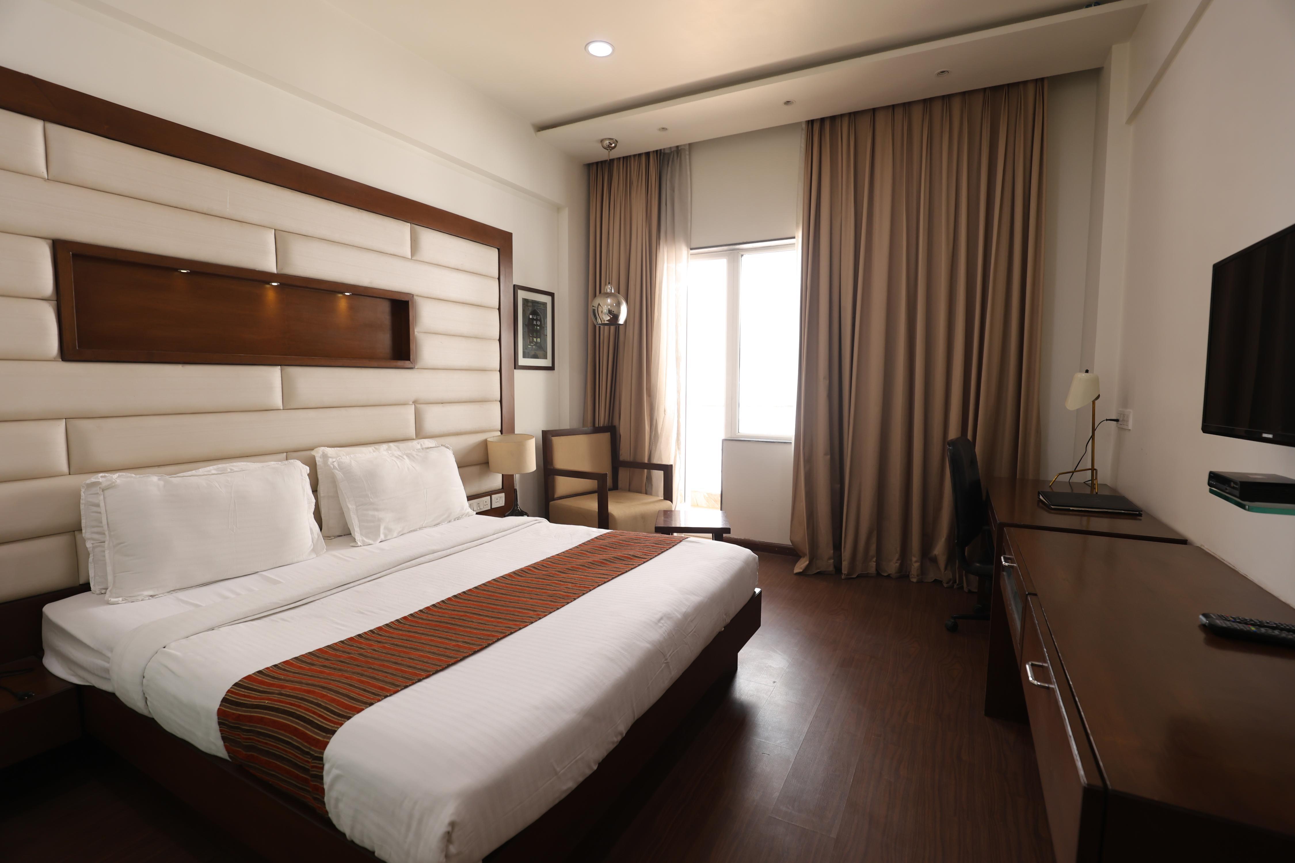 Comfort Inn Donil Vadodara Room Type - Club Room