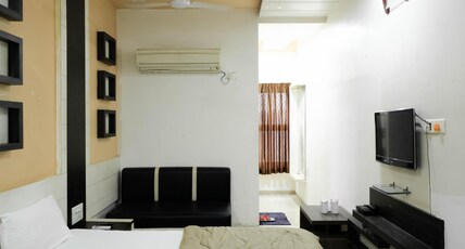 Hotel Planet Room Type - Deluxe Room