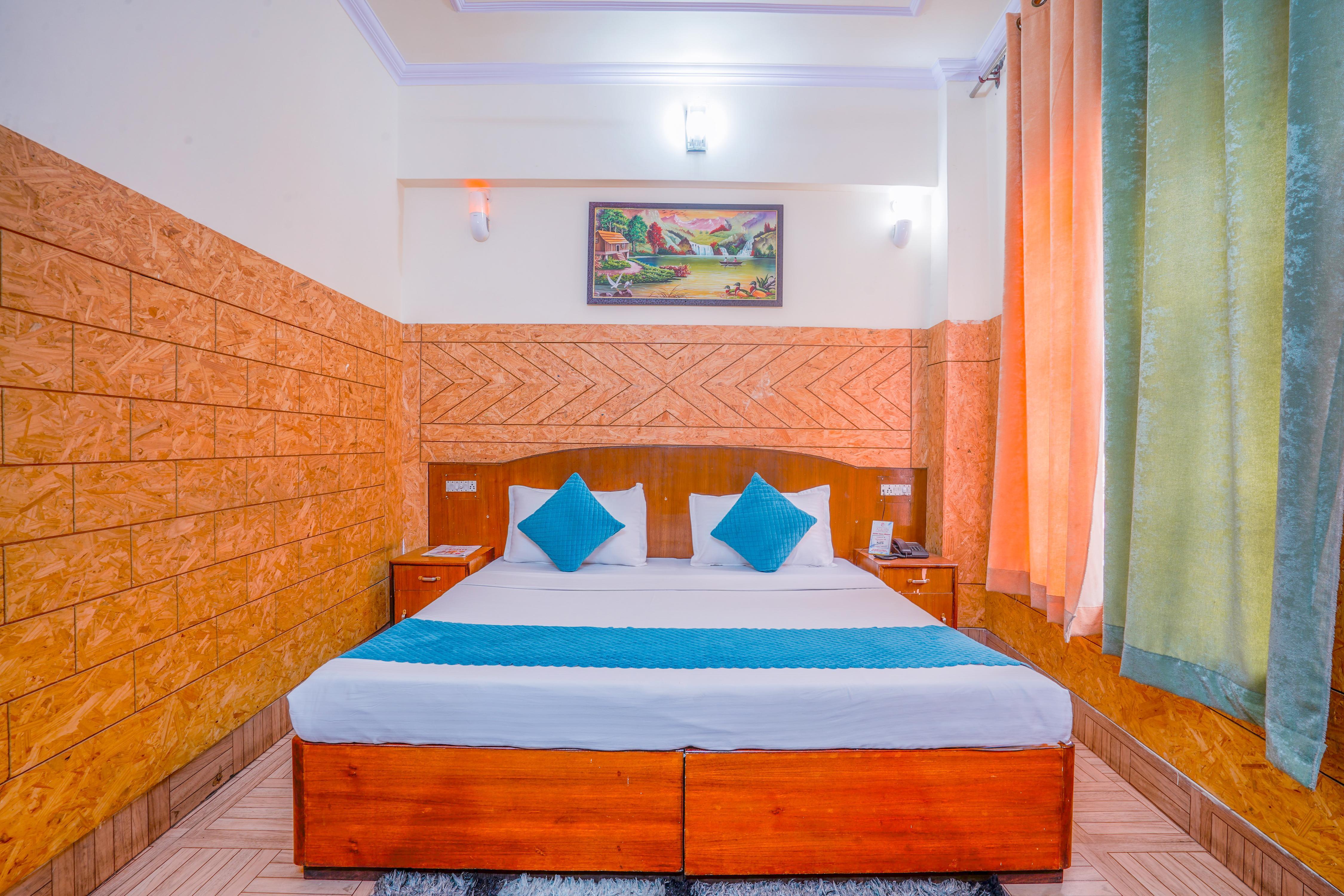 Hotel Auli D Room Type - Deluxe Room Mountain View