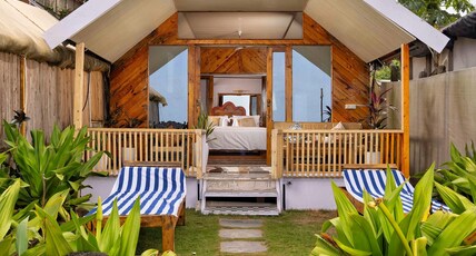 Duck N Chill Beach Resort Room Type - Luxury Sea view Downstairs with Bathtub