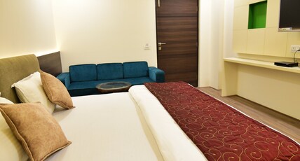 Hotel Shyampuriya Palace Room Type - Deluxe Room