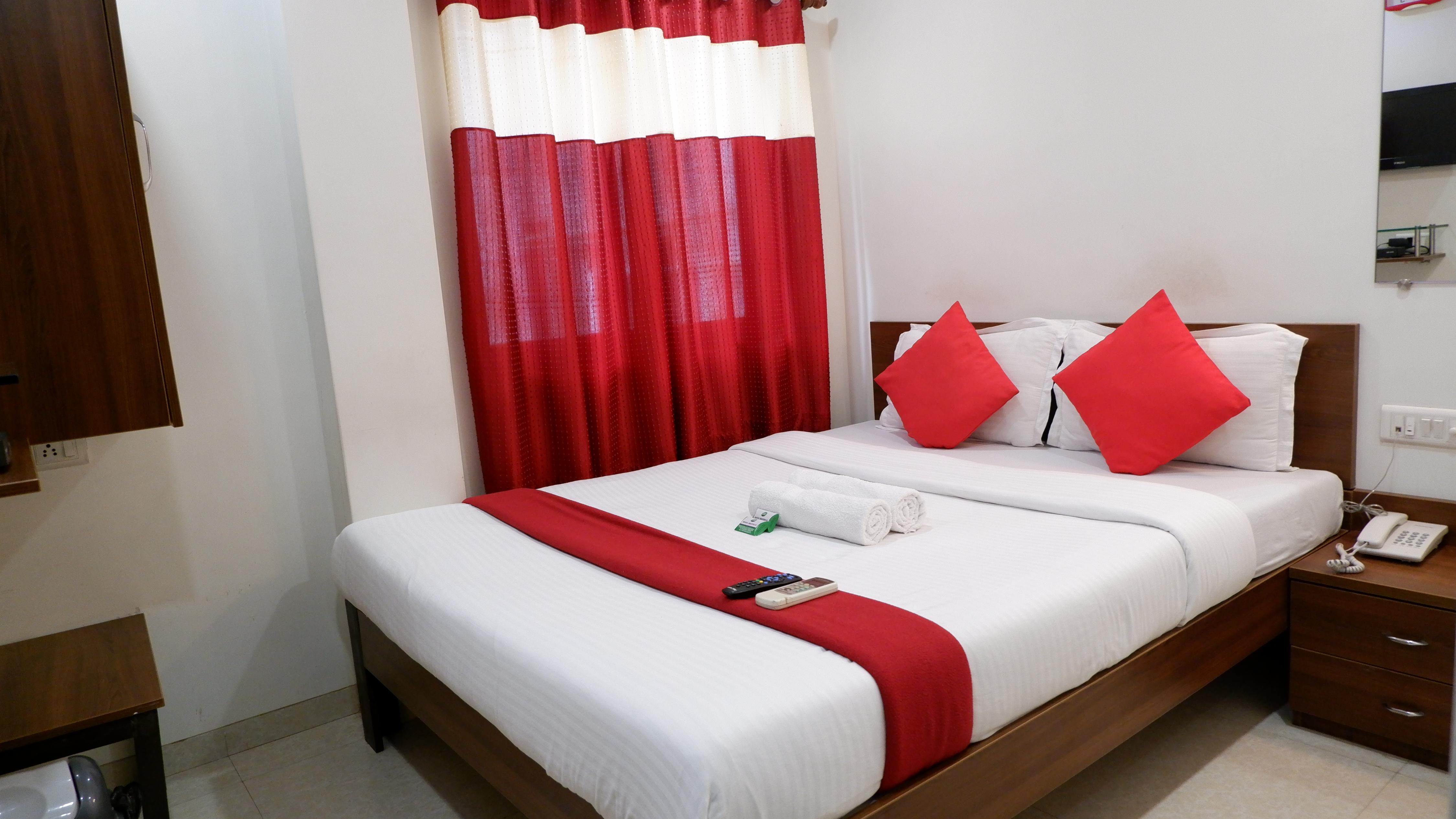 Hotel Briteway Room Type - Deluxe Room