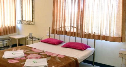 Hotel Shanti Palace Room Type - Couple Sharing Room Non AC