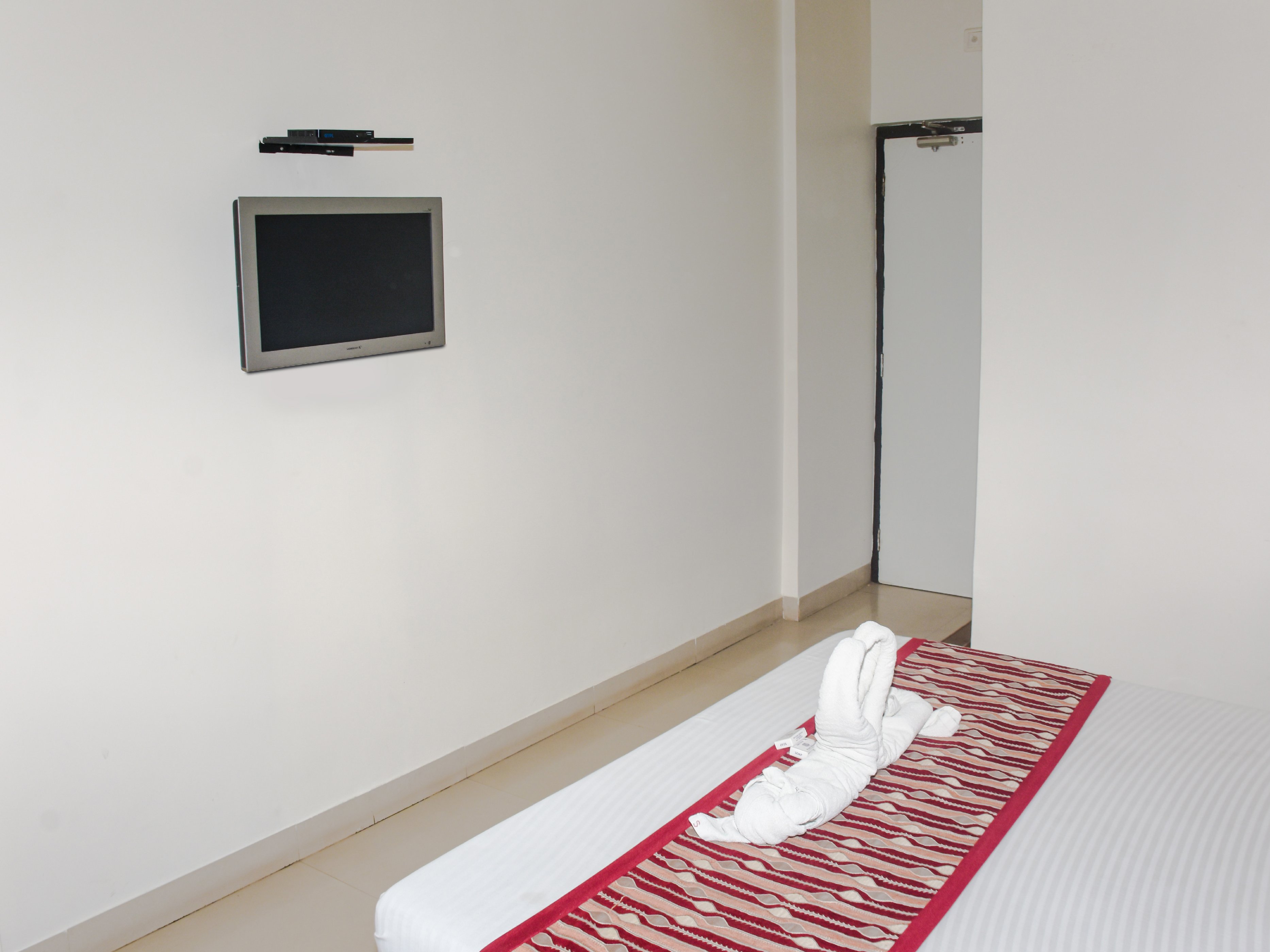 Hotel Shivalik Abu Road Room Type - Deluxe Non AC