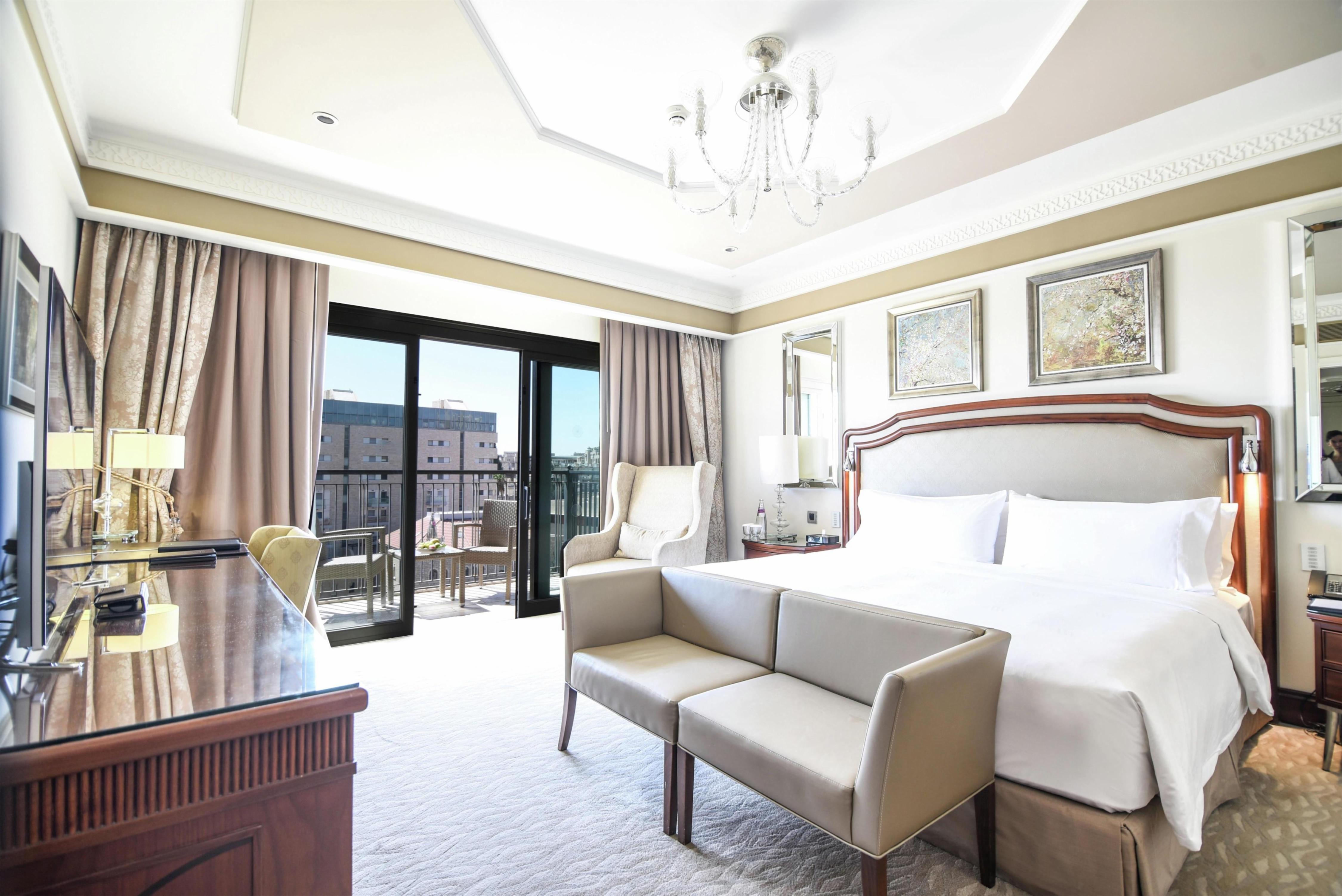 Waldorf Astoria Jerusalem by Hilton Room Type - PMR GRAND DLX BALCONY KING
