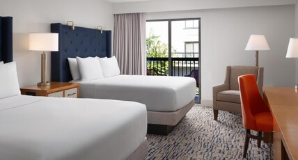 DoubleTree by Hilton Gainesville Room Type - 2 QN DLX HEAR ACC W BALC