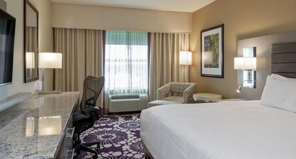 Hilton Garden Inn Raleigh/Crabtree Valley Room Type - 1 KING HEARING ACCESSIBLE