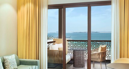 DoubleTree by Hilton Resort  & Spa Marjan Island Room Type - SUITE WITH KITCHENETTE