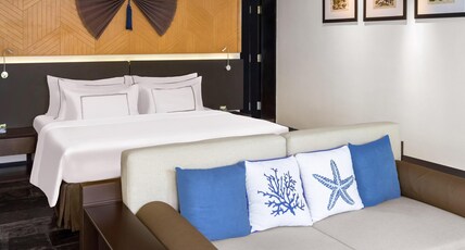 Melia Danang Resort Room Type - The Level Premium Connecting Room Melia Danang Resort Room Type - The Level Premium Connecting Room