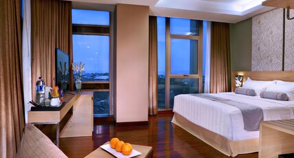 Harper Malioboro Yogyakarta by ASTON Room Type - Junior Suite