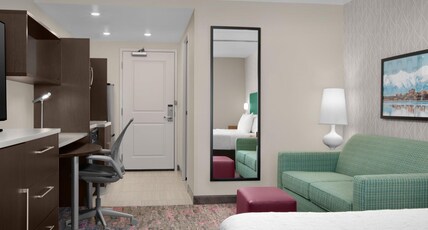 Home2 Suites by Hilton Anchorage / Midtown Room Type - 1KG HEAR ACC STUDIO STE NS