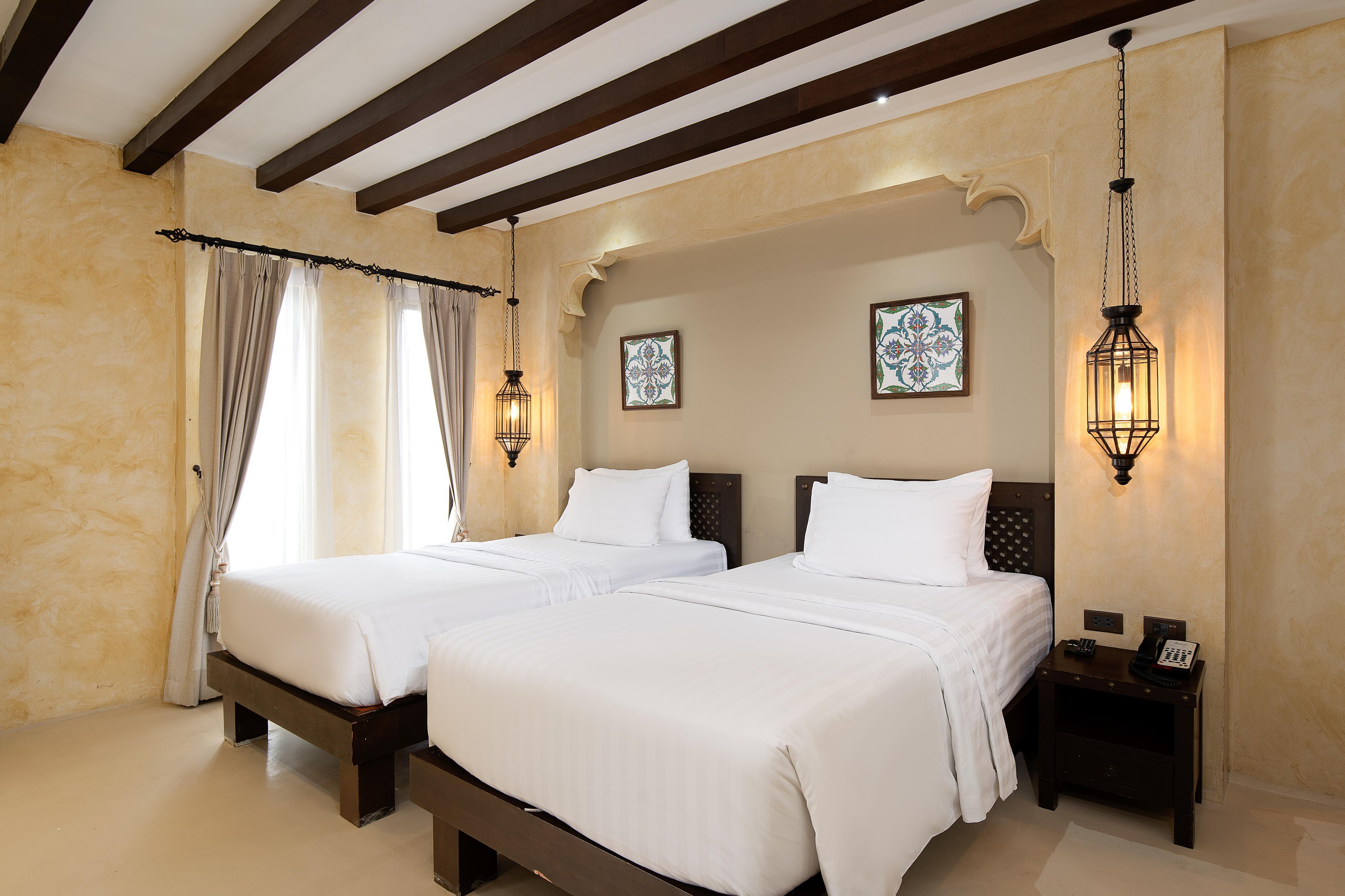 Dewan Bangkok Room Type - Deluxe Twin Room