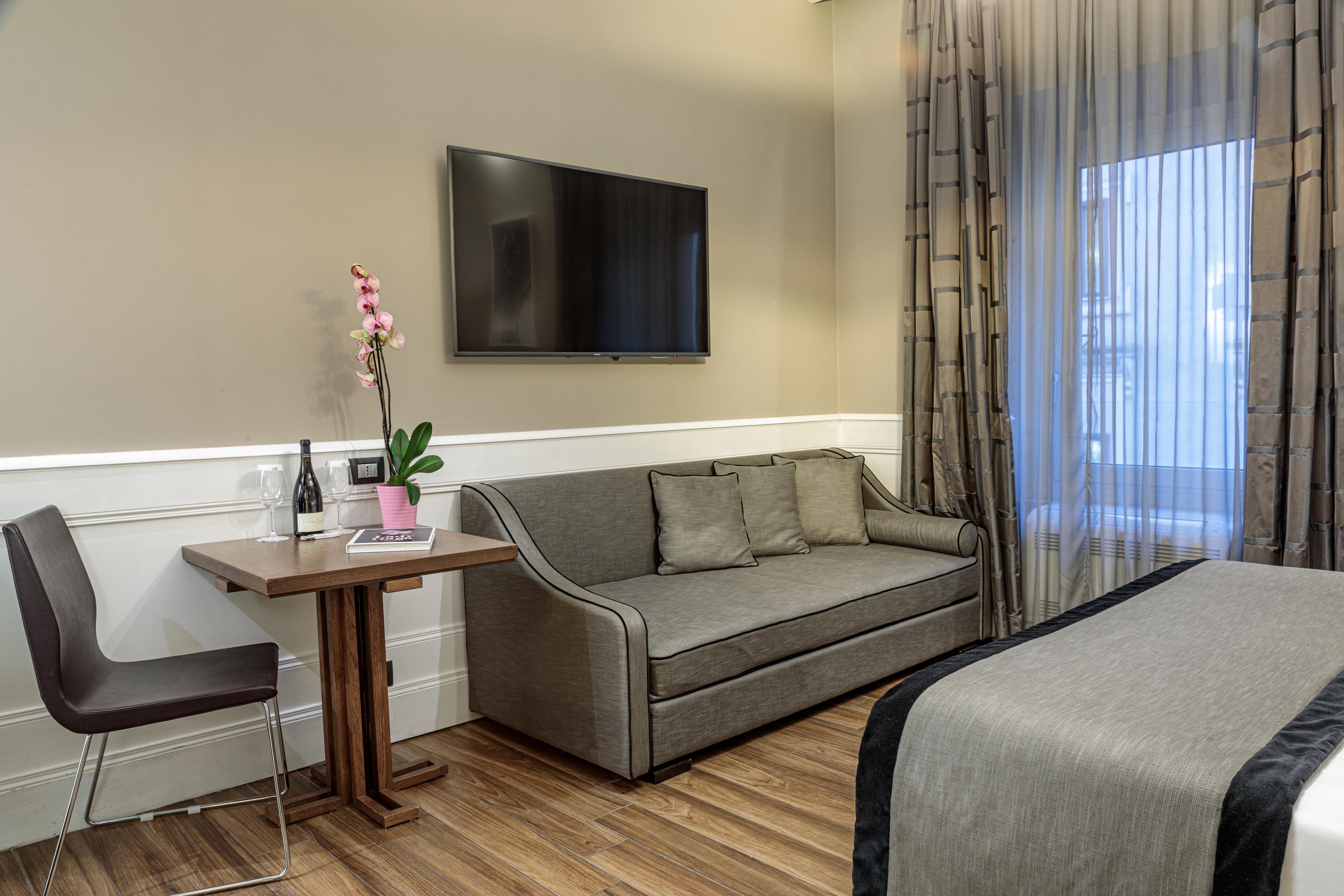 The Independent Suites - Tap to explore photos