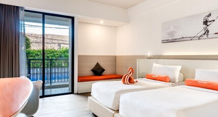 Harris Hotel Seminyak Room Type - Harris Unique Pool Access Harris Hotel Seminyak Room Type - Harris Unique Pool Access