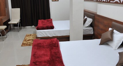 HOTEL MIDLAND  Room Type - Suite Room