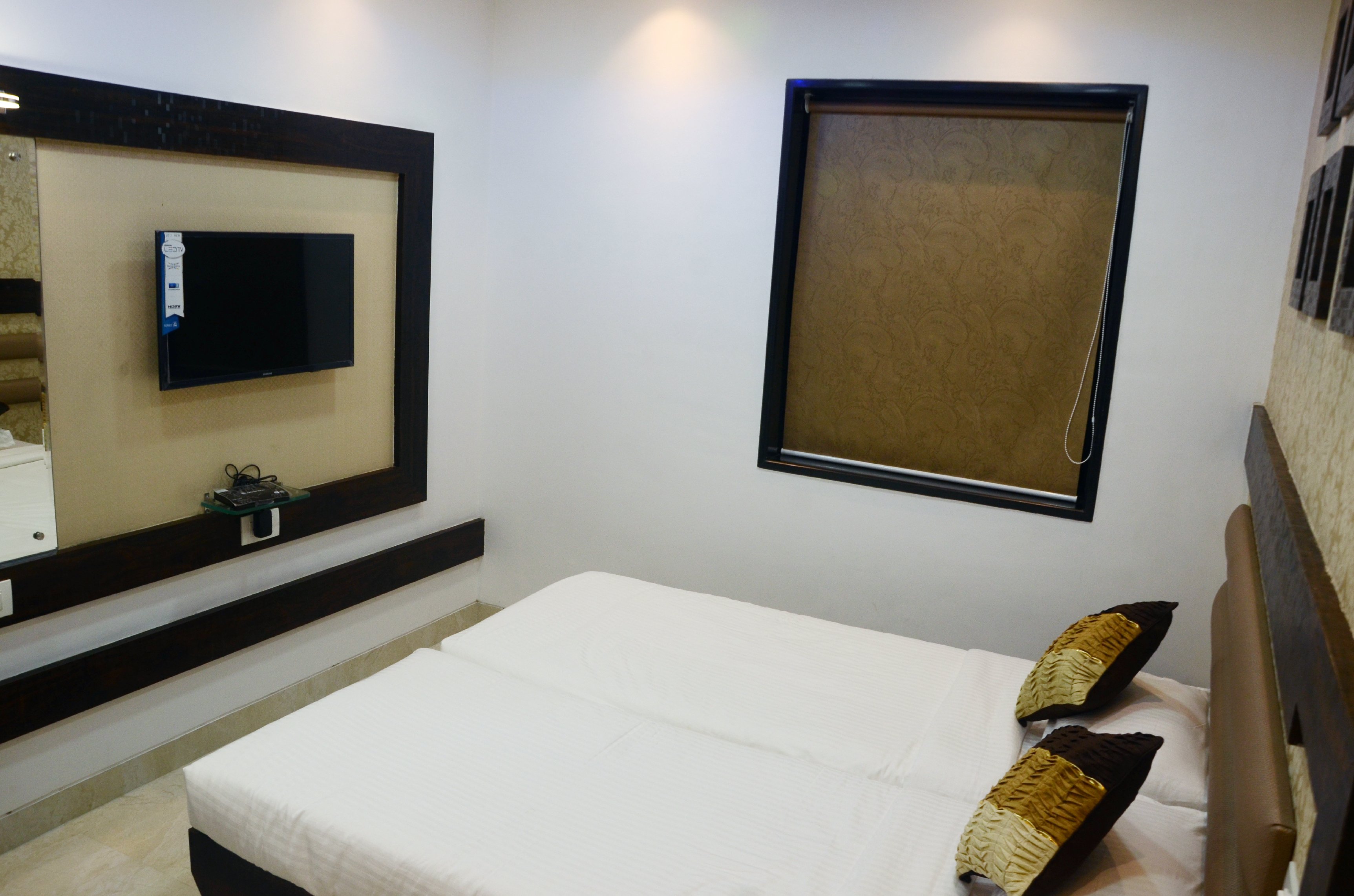 Hotel Modern Room Type - Deluxe A'C  Room