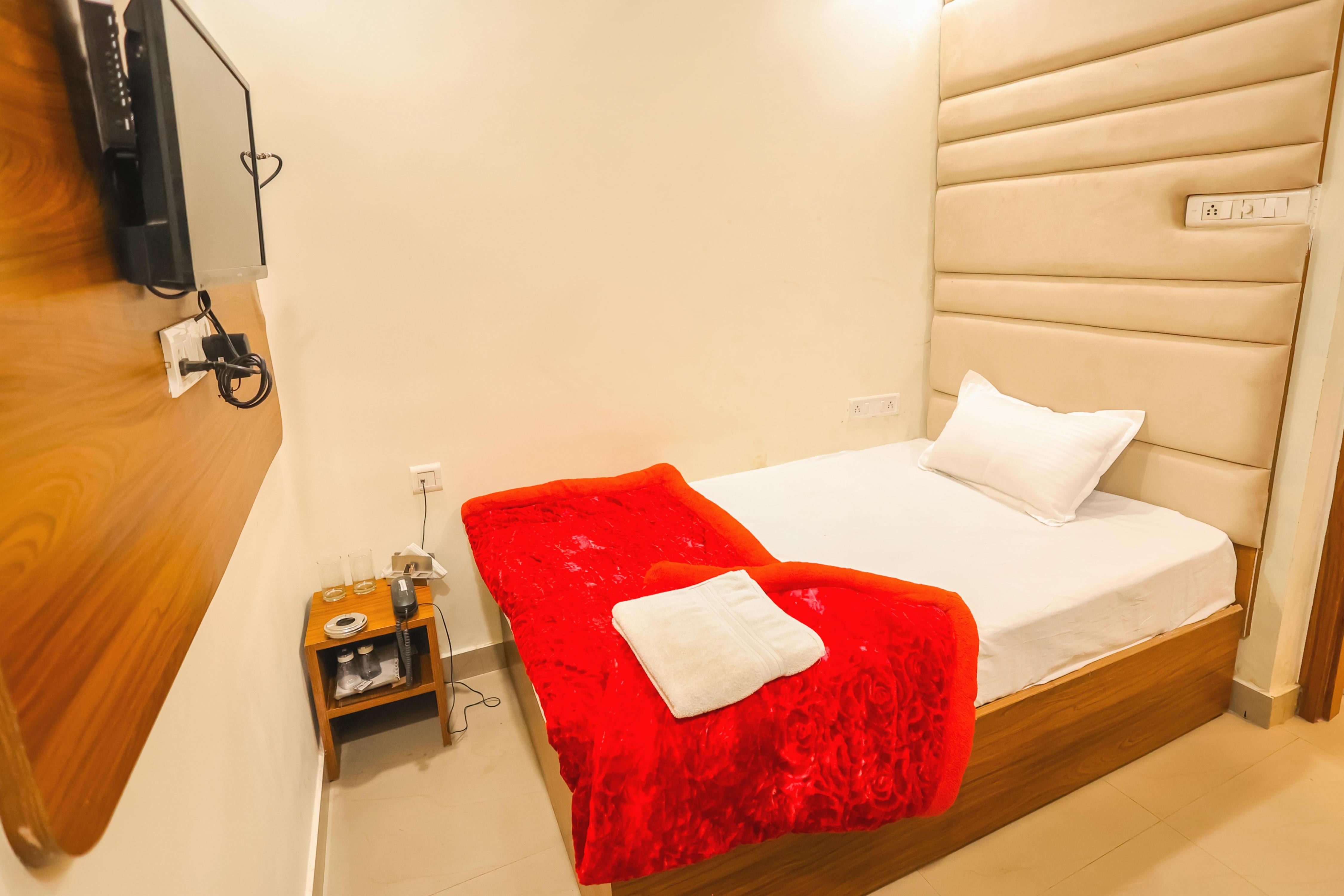 Hotel King City Room Type - Semi Deluxe