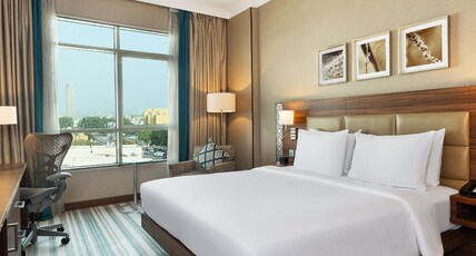 Hilton Garden Inn Dubai Jumeirah Room Type - KING ACCESSIBLE ROOM
