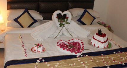 A-Park Hotel Room Type - Luxury Suite AC Room