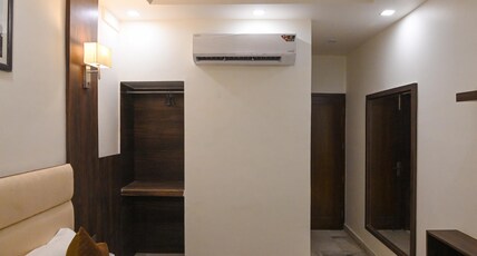 Hotel Shankar Niwas Room Type - Deluxe Triple Bed-Single occupancy not allowed