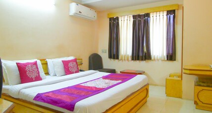 Hotel Upasana Room Type - Deluxe Air Conditioning
