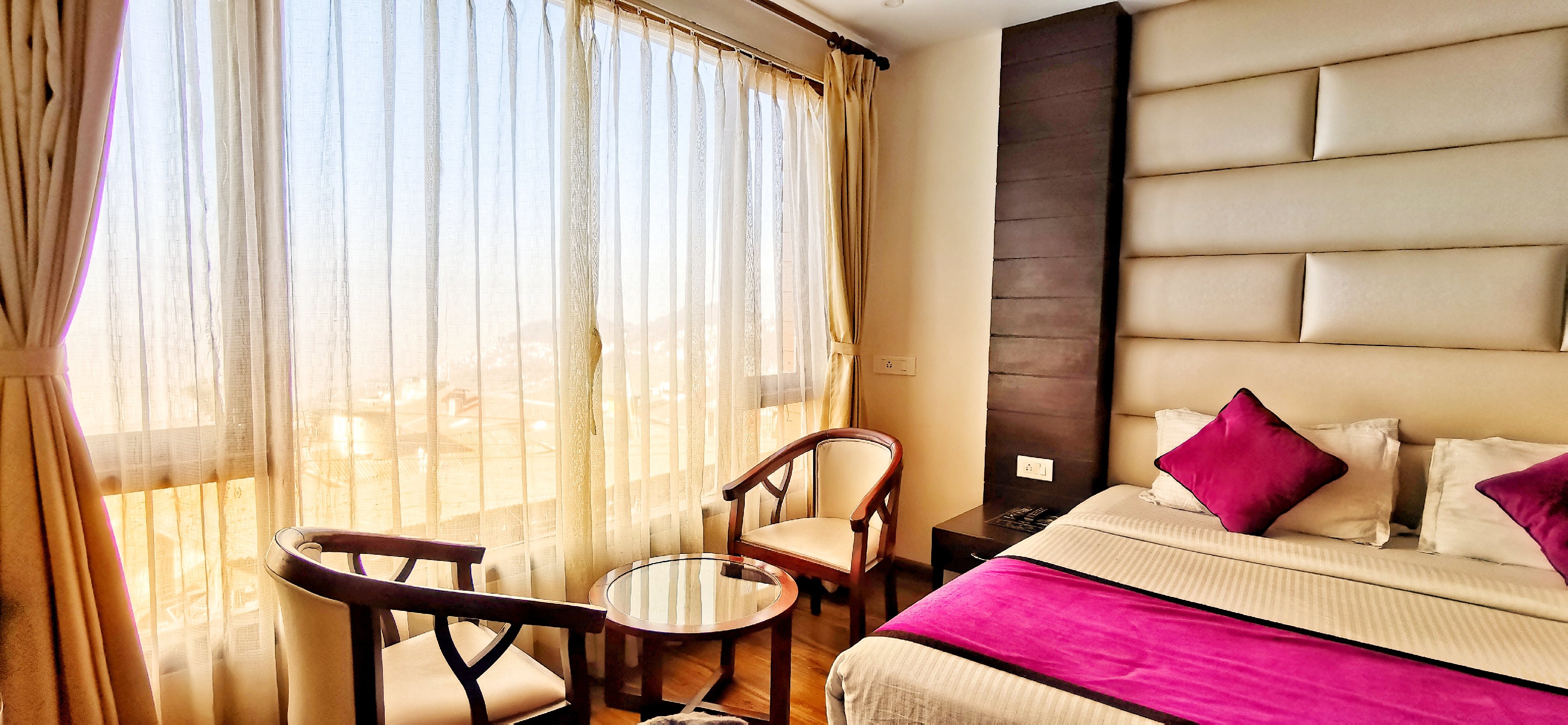 JAIN GROUP HOTEL PINK MOUNTAIN DARJEELING - Tap to explore photos