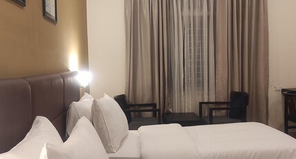 Padmini Resort Room Type - Deluxe Room