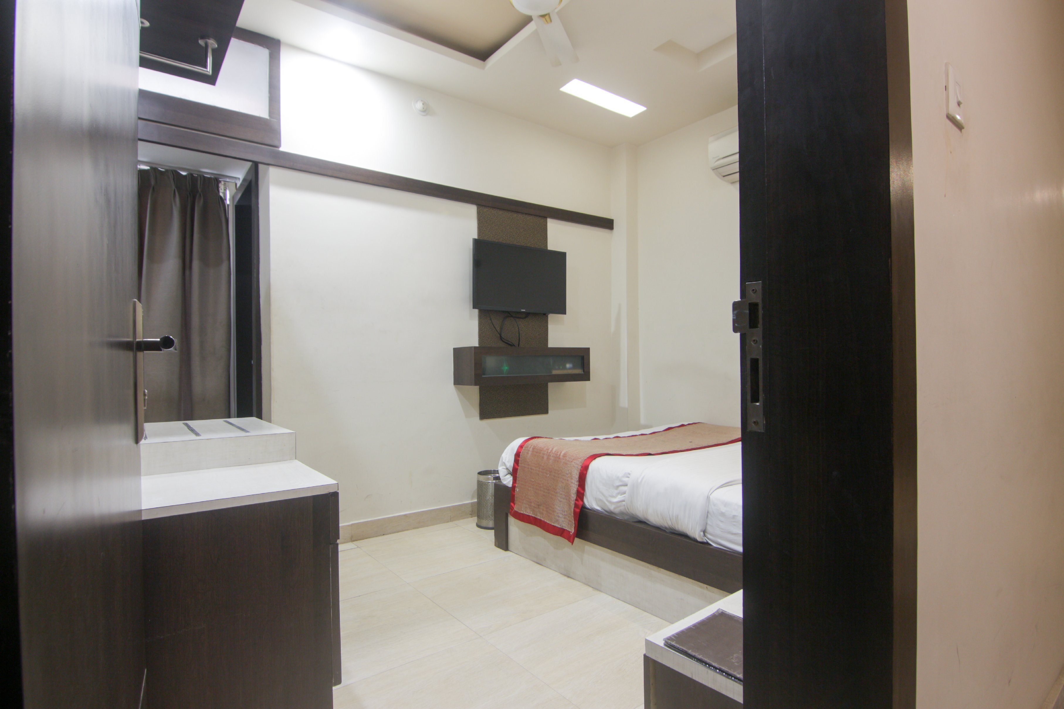 The Geeta Room Type - AC Executive Room