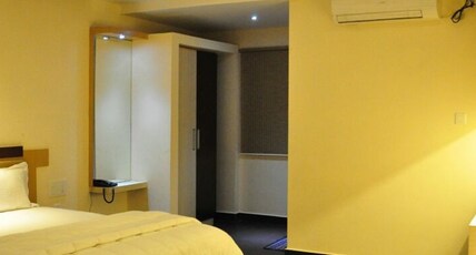 Siri Varshini Inn Room Type - Suite Room AC