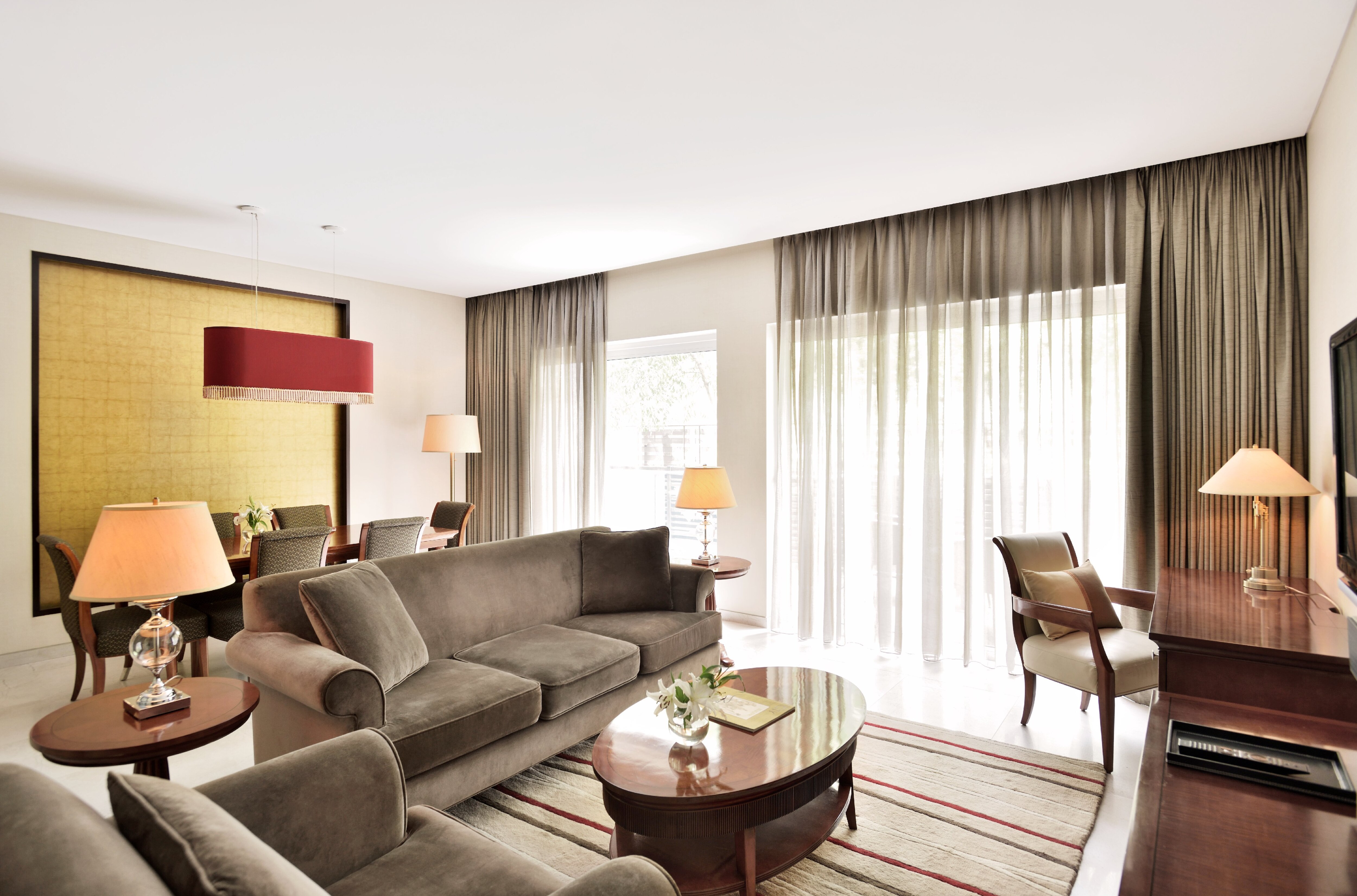 Marriott Suites Pune - Tap to explore photos