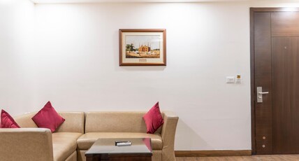 HOTEL CENTRAL PALACE @ Rajpur Road Room Type - Suite Room with Separate Living Area
