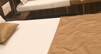 Hotel Honest (MALE ONLY) Room Type - Deluxe Non Ac Room (Male Only)