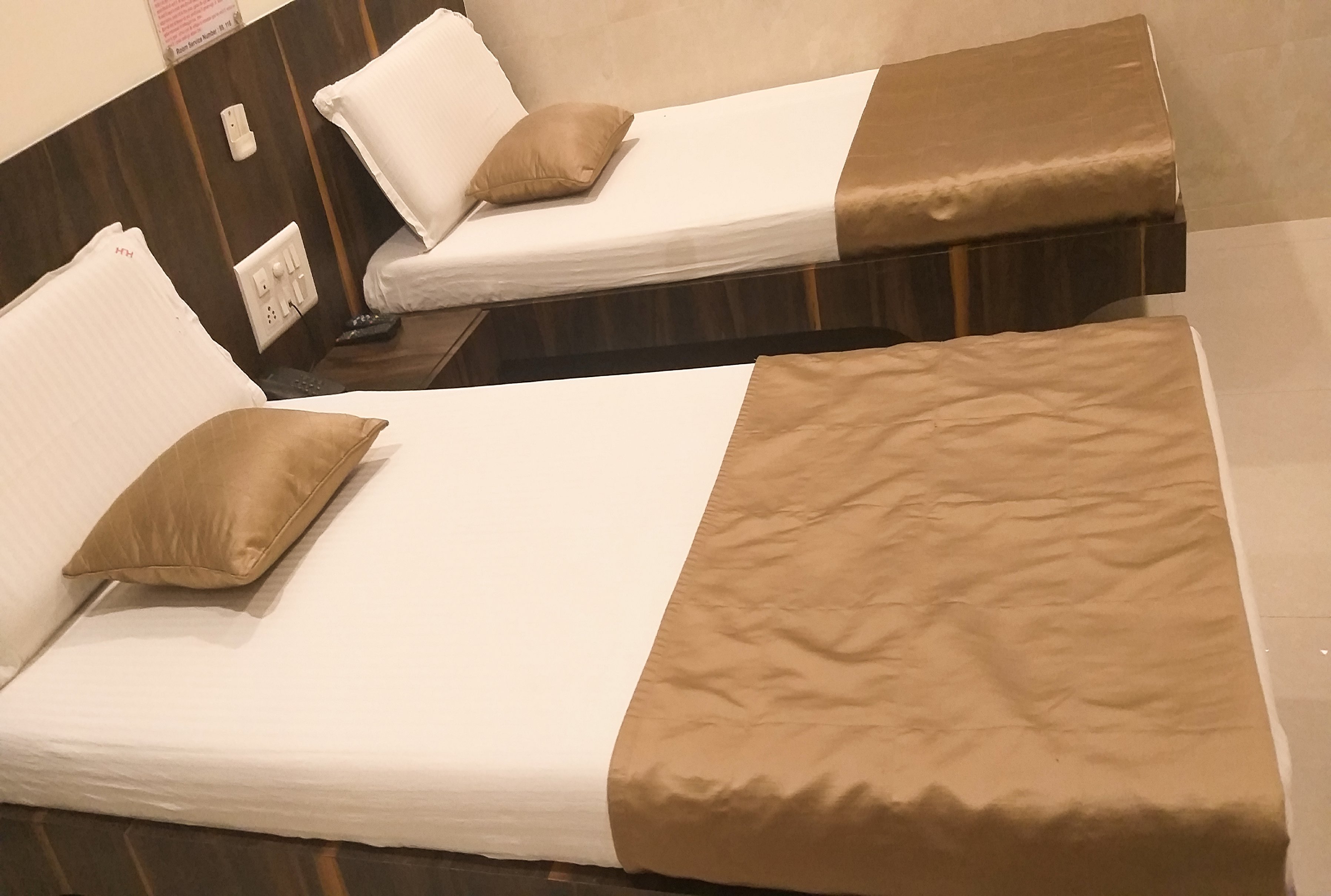 Hotel Honest (MALE ONLY) Room Type - Super Deluxe Non A/c (Male Only)
