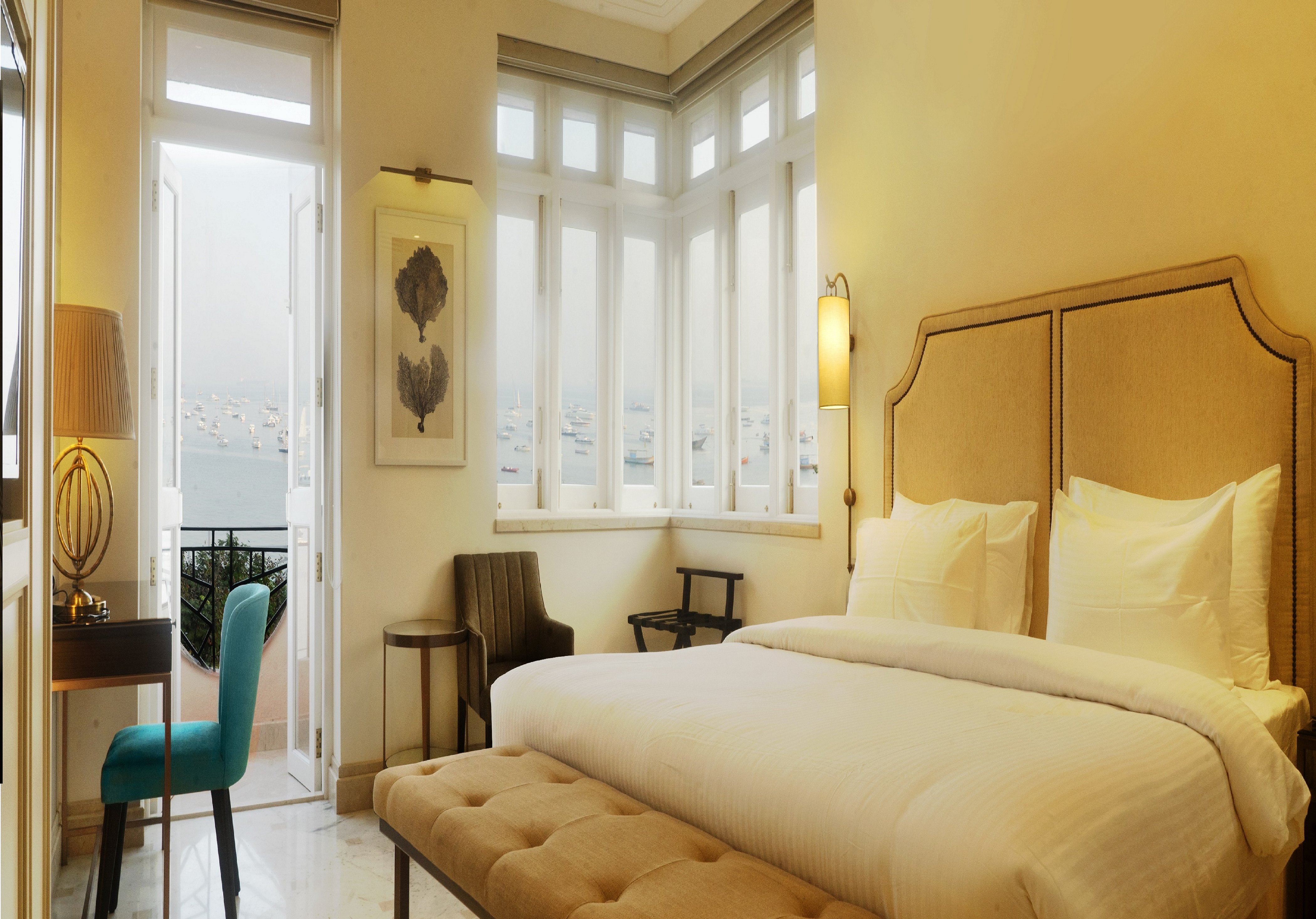 Hotel Harbour View Room Type - Superior Deluxe Balcony Sea Facing Room