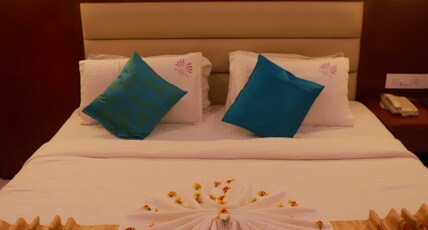 HOTEL ARADHANA INN Room Type - Deluxe Room with Balcony